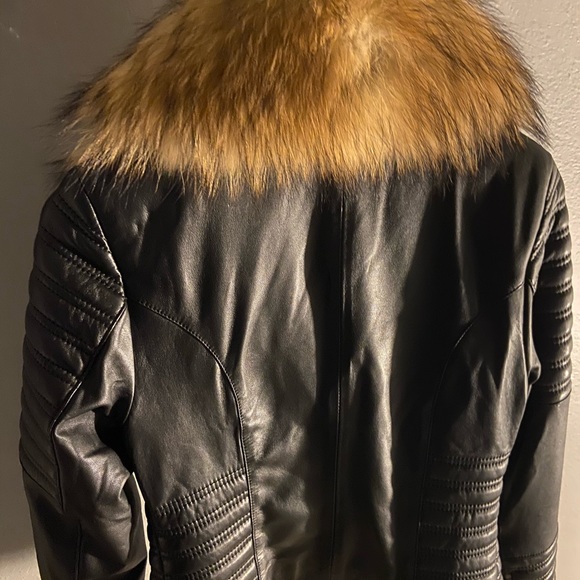 New Leather jacket with Fox Fur - Picture 3 of 3